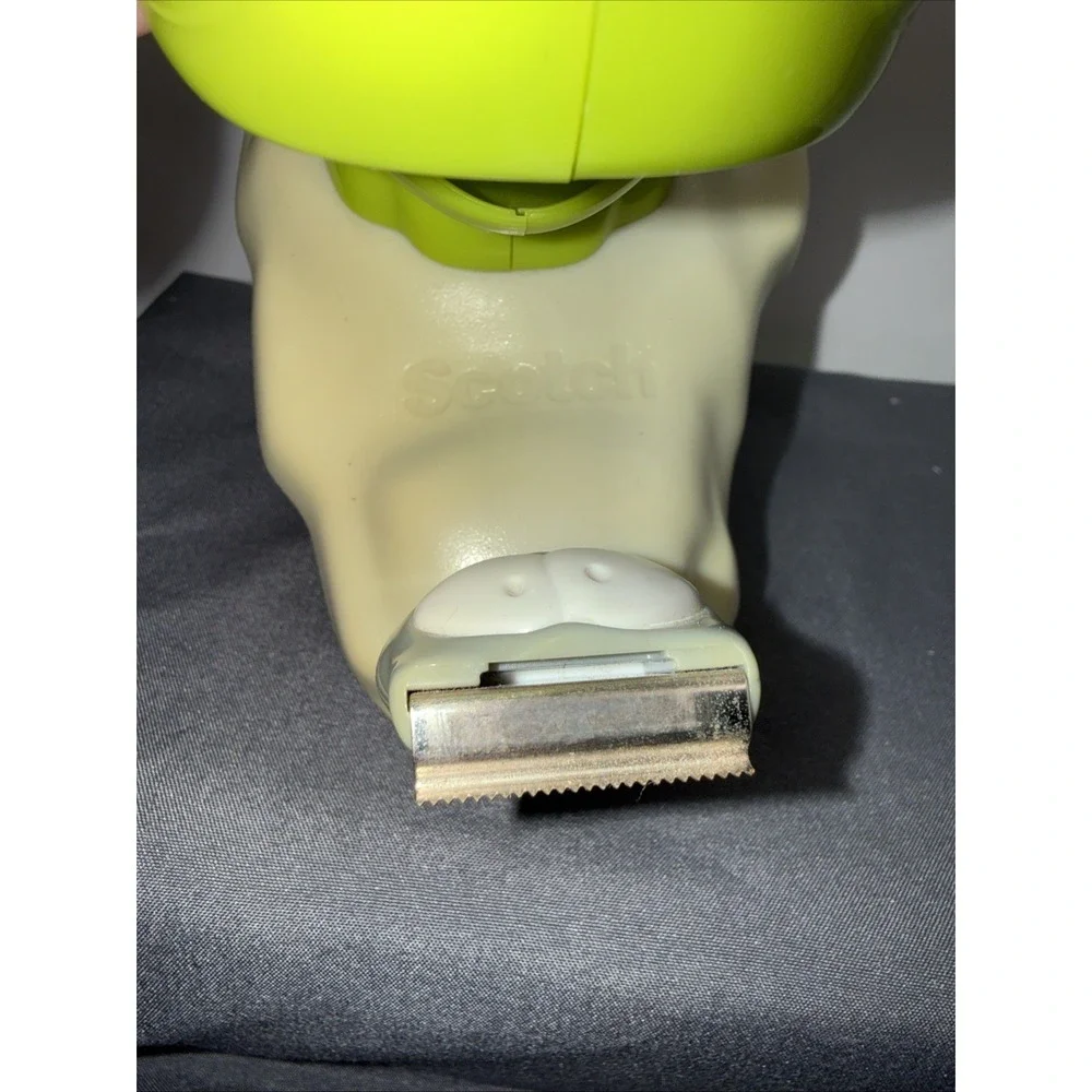 Scotch Green Chameleon Lizard Tape Dispenser Office Desk Decor Cute Novelty